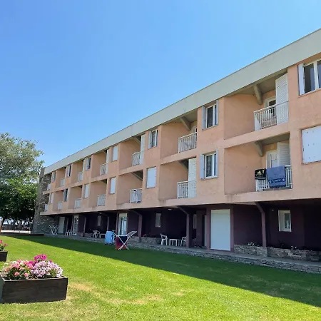 Holiday park Le Village Des Isles