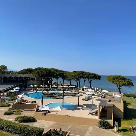 Le Village Des Isles *