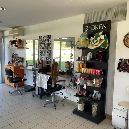 Le Village Des Isles * Taglio-Isolaccio