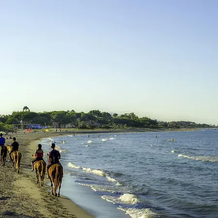 Kompleks wypoczynkowy Le Village Des Isles