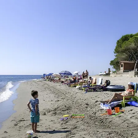 Le Village Des Isles Holiday park