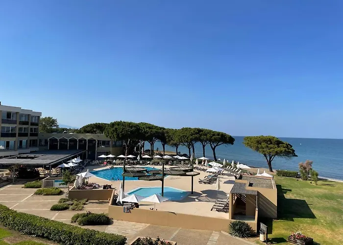 Le Village Des Isles *