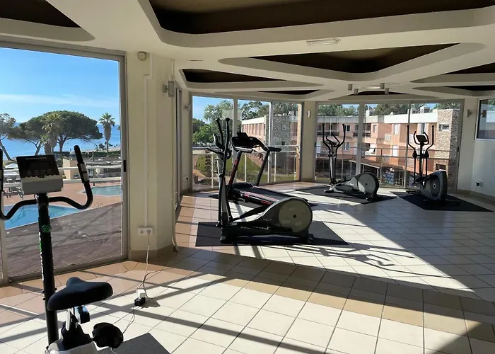 Le Village Des Isles Vakantiepark Taglio-Isolaccio