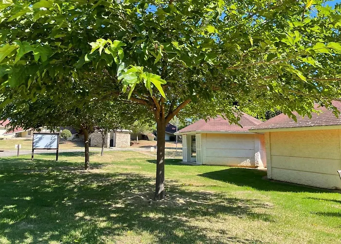 Le Village Des Isles Taglio-Isolaccio