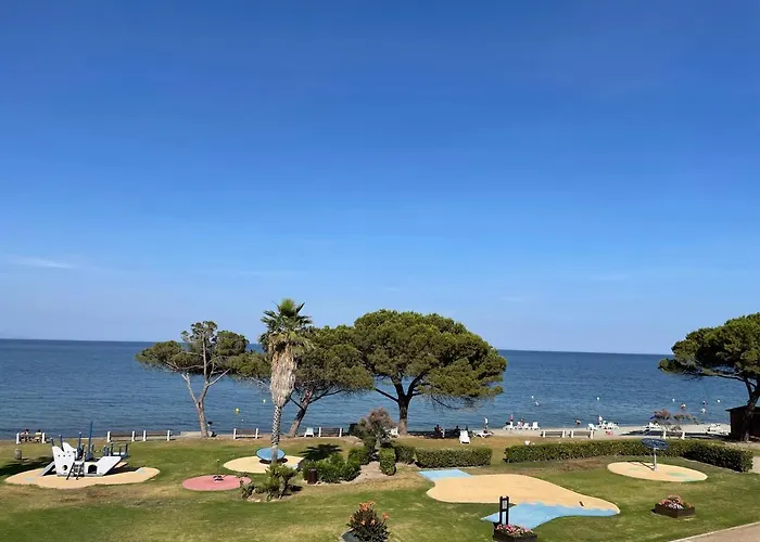 Le Village Des Isles Vakantiepark *