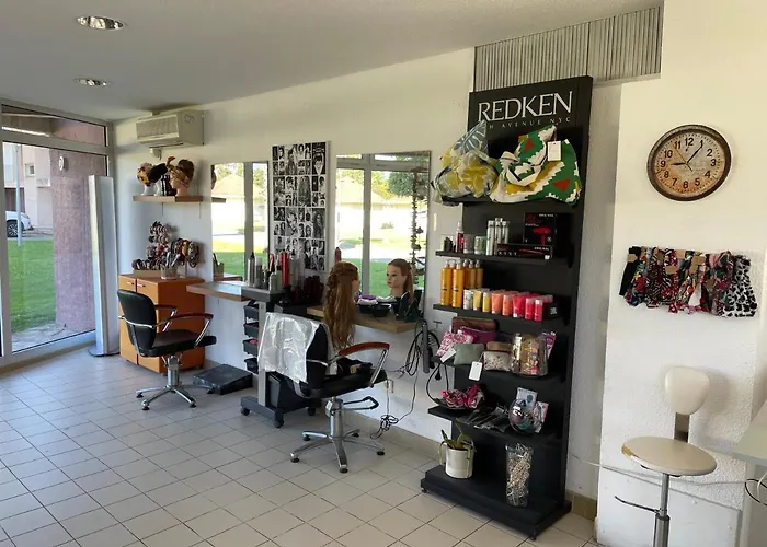 Le Village Des Isles * Taglio-Isolaccio