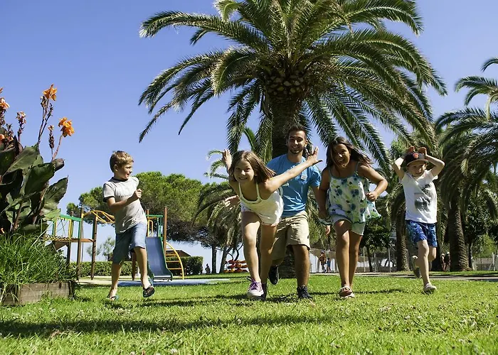 Le Village Des Isles Prázdninový areál